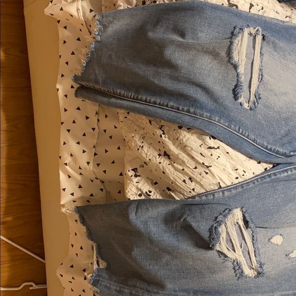 American Eagle Jeans in size 16 regular - Picture 2 of 3